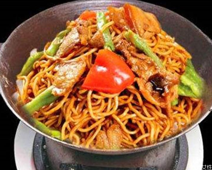 燜面是哪里的特色 鐵鍋燜面的家常做法 燜面是哪里的特色 鐵鍋燜面的家常做法