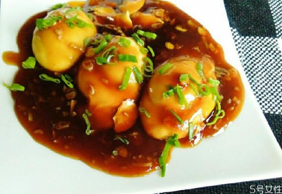 3種方法水煮荷包蛋 水煮荷包蛋的技巧 3種方法水煮荷包蛋 水煮荷包蛋的技巧