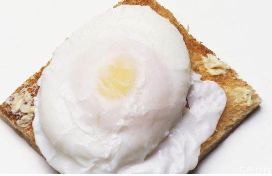 3種方法水煮荷包蛋 水煮荷包蛋的技巧 3種方法水煮荷包蛋 水煮荷包蛋的技巧