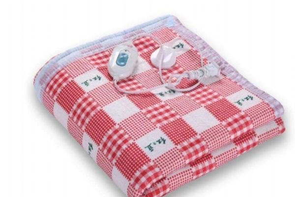 電熱毯買多大尺寸合適 電熱毯買大的好還是買小的好 電熱毯買多大尺寸合適 電熱毯買大的好還是買小的好