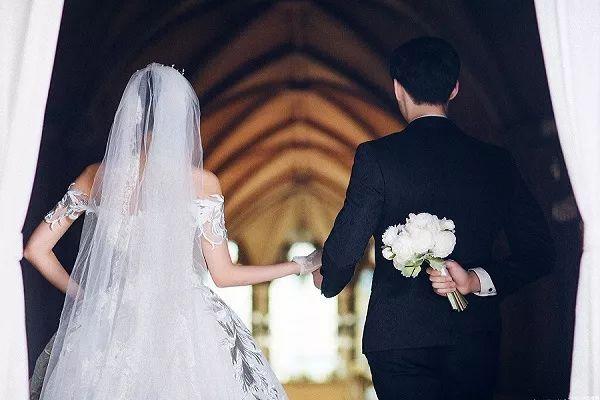 巨蟹座會(huì)暗戀什么樣的人? 巨蟹座吃醋的表現(xiàn) 巨蟹座會(huì)暗戀什么樣的人? 巨蟹座吃醋的表現(xiàn)