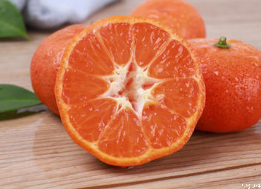 金錢(qián)橘的皮能不能吃 金錢(qián)橘怎么吃 金錢(qián)橘的皮能不能吃 金錢(qián)橘怎么吃
