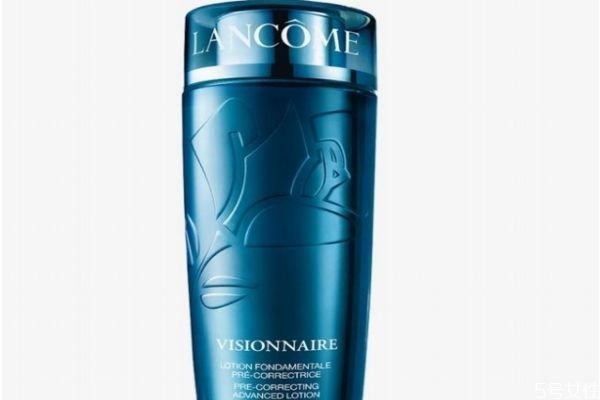 蘭蔻美容液有什么功效 蘭蔻美容液和乳液的區(qū)別 蘭蔻美容液有什么功效 蘭蔻美容液和乳液的區(qū)別