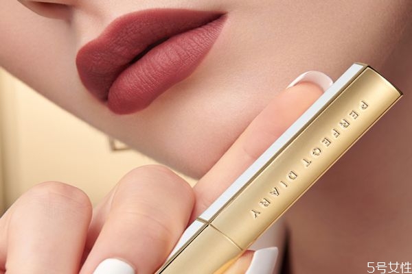 完美日記小細(xì)跟孕婦可以用嗎 完美日記小細(xì)跟介紹 完美日記小細(xì)跟孕婦可以用嗎 完美日記小細(xì)跟介紹