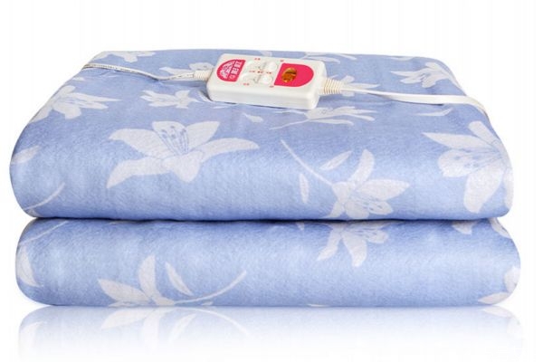電熱毯二十年了還能用嗎 電熱毯兒童能睡嗎 電熱毯二十年了還能用嗎 電熱毯兒童能睡嗎