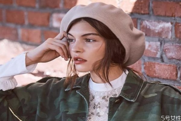 貝雷帽買大一點(diǎn)還是小 貝雷帽硬的還是軟的好 貝雷帽買大一點(diǎn)還是小 貝雷帽硬的還是軟的好