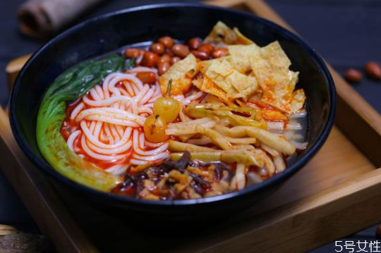 螺螄粉太臭怎么去臭味 螺螄粉的房間怎么除臭 螺螄粉太臭怎么去臭味 螺螄粉的房間怎么除臭