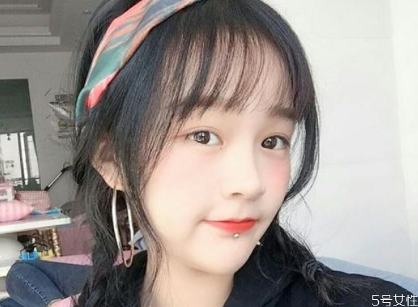 唇釘恢復(fù)期要多久 打完唇釘幾天可以換釘子 唇釘恢復(fù)期要多久 打完唇釘幾天可以換釘子