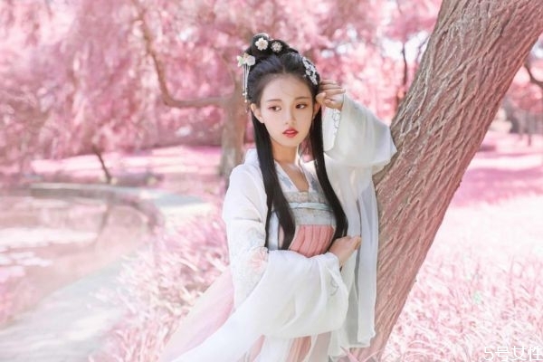 雙耳結(jié)怎么系 漢服帶子有很多種系法 雙耳結(jié)怎么系 漢服帶子有很多種系法