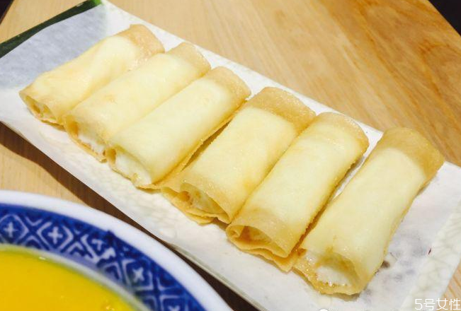 炸牛奶可以用面粉嗎 炸東西不用淀粉用面粉可以嗎 炸牛奶可以用面粉嗎 炸東西不用淀粉用面粉可以嗎