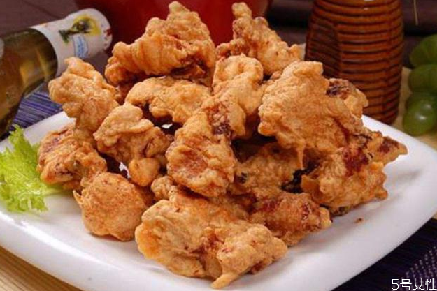 炸酥肉用什么油 酥肉怎么炸才好吃 炸酥肉用什么油 酥肉怎么炸才好吃