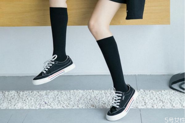 jk襪子分山正嗎 jk襪子穿到哪里最好看 jk襪子分山正嗎 jk襪子穿到哪里最好看
