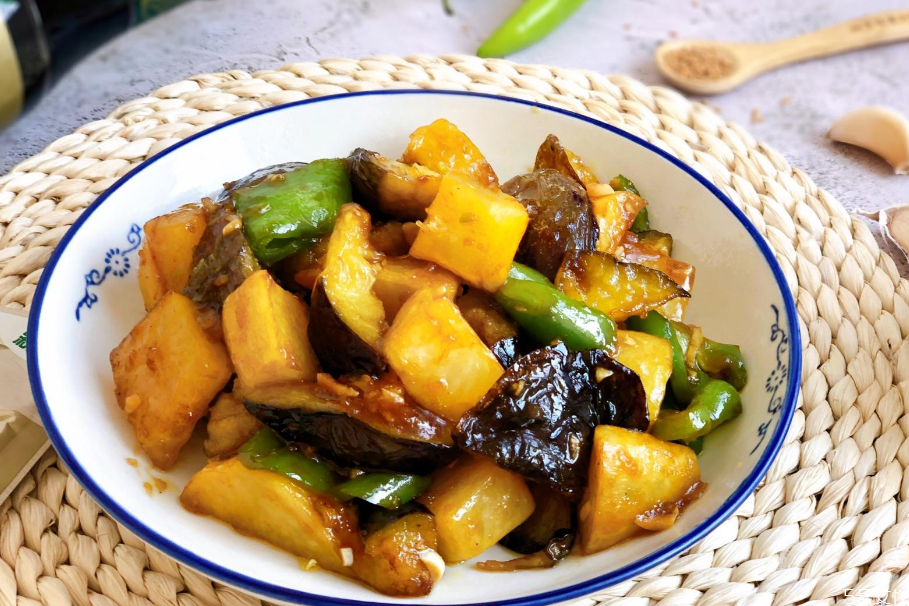 地三鮮是哪三鮮 為什么叫地三鮮 地三鮮是哪三鮮 為什么叫地三鮮