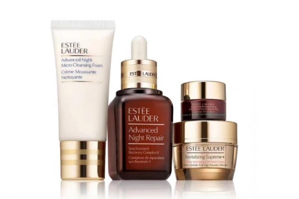 雅詩蘭黛和蘭蔻適合什么年齡段 買蘭蔻還是雅詩蘭黛 雅詩蘭黛和蘭蔻適合什么年齡段 買蘭蔻還是雅詩蘭黛