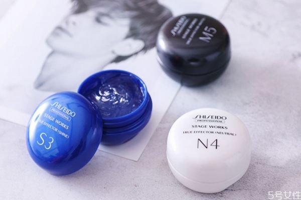 天天噴發(fā)膠會禿頂嗎 噴了定型睡一覺可以嗎 天天噴發(fā)膠會禿頂嗎 噴了定型睡一覺可以嗎