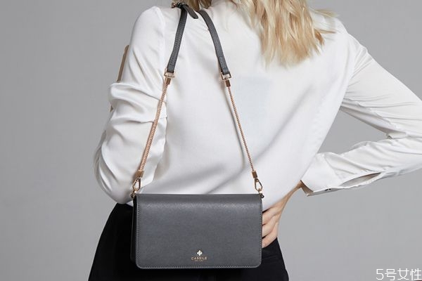 卡思樂女包什么檔次 cassile的包一般多少錢 卡思樂女包什么檔次 cassile的包一般多少錢