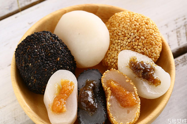 干吃湯圓是什么做的 干吃湯圓怎么做 干吃湯圓是什么做的 干吃湯圓怎么做