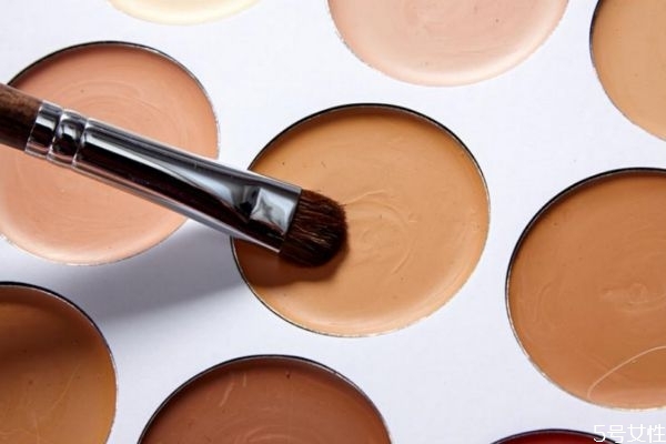 遮瑕刷要打濕嗎 遮瑕刷的使用方法 遮瑕刷要打濕嗎 遮瑕刷的使用方法