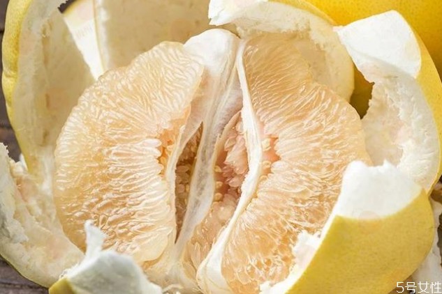 沙田柚的熱量高嗎 沙田柚可以減肥嗎 沙田柚的熱量高嗎 沙田柚可以減肥嗎