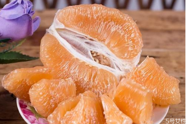 老樹冰糖柚是沙田柚嗎 沙田柚和冰糖柚的區(qū)別 老樹冰糖柚是沙田柚嗎 沙田柚和冰糖柚的區(qū)別