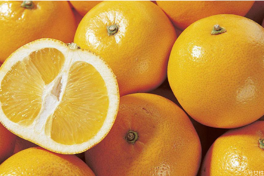 葡萄柚和胡柚哪個好吃 葡萄柚和胡柚的區(qū)別 葡萄柚和胡柚哪個好吃 葡萄柚和胡柚的區(qū)別