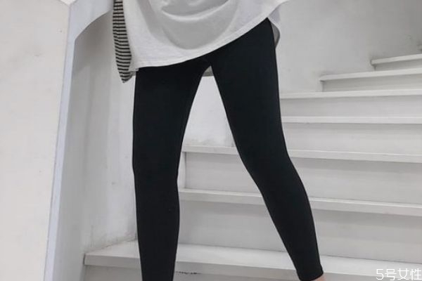 鯊魚褲和打底褲什么區(qū)別 鯊魚褲會(huì)不會(huì)起球 鯊魚褲和打底褲什么區(qū)別 鯊魚褲會(huì)不會(huì)起球