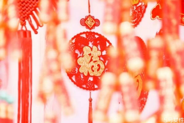 小年可以做什么事情 小年不能請客嗎 小年可以做什么事情 小年不能請客嗎