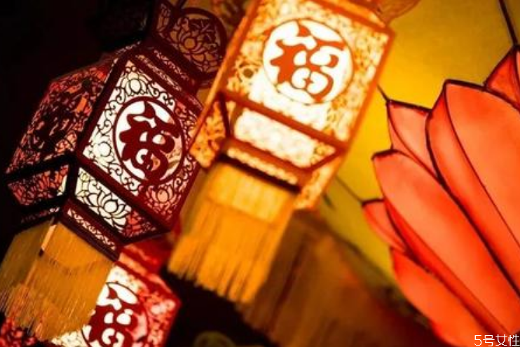 除夕和春節(jié)哪個(gè)是過年 除夕和春節(jié)有什么區(qū)別嗎 除夕和春節(jié)哪個(gè)是過年 除夕和春節(jié)有什么區(qū)別嗎