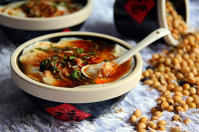 做豆腐腦酸了怎么補救 怎么去除內(nèi)酯的酸味 做豆腐腦酸了怎么補救 怎么去除內(nèi)酯的酸味