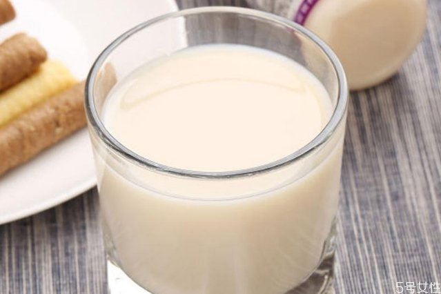 豆奶粉和豆?jié){一樣嗎 豆奶粉和豆?jié){的區(qū)別 豆奶粉和豆?jié){一樣嗎 豆奶粉和豆?jié){的區(qū)別