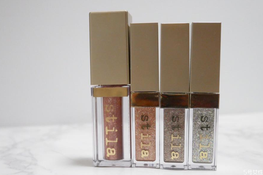 液體眼影里面的液體是什么 液體眼影和普通眼影的區(qū)別 液體眼影里面的液體是什么 液體眼影和普通眼影的區(qū)別