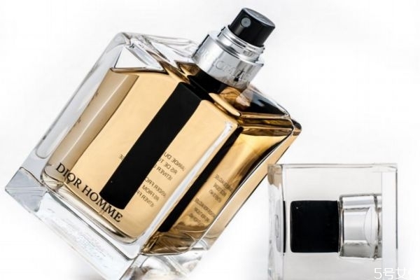 迪奧桀驁男士香水好聞嗎 迪奧桀驁男士香水有幾個版本 迪奧桀驁男士香水好聞嗎 迪奧桀驁男士香水有幾個版本
