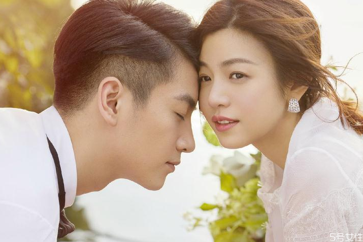 過(guò)年要給公婆包紅包嗎 過(guò)年給公婆多少錢(qián)合適 過(guò)年要給公婆包紅包嗎 過(guò)年給公婆多少錢(qián)合適