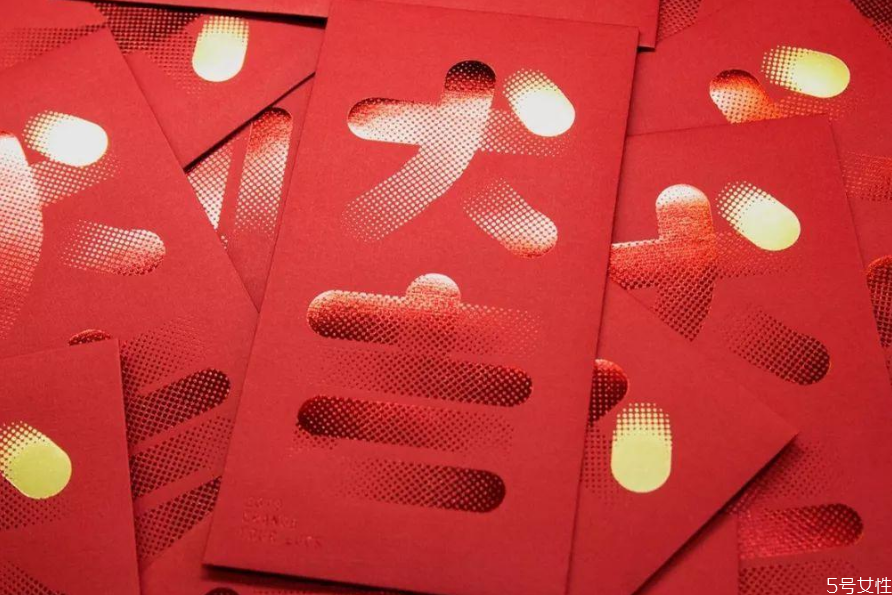 過年紅包包多少比較吉利 過年紅包多少錢代表的意義 過年紅包包多少比較吉利 過年紅包多少錢代表的意義