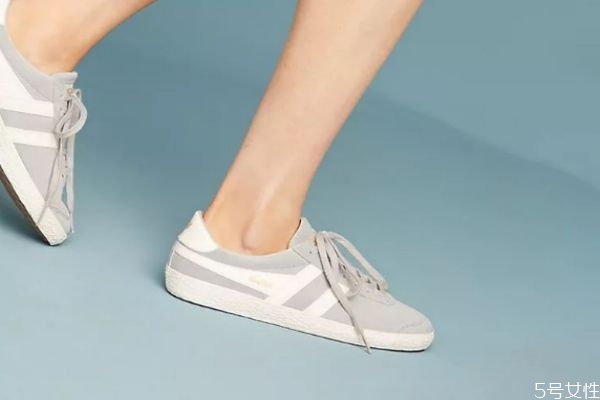 gola是哪國(guó)的品牌 gola的鞋子屬于什么檔次 gola是哪國(guó)的品牌 gola的鞋子屬于什么檔次