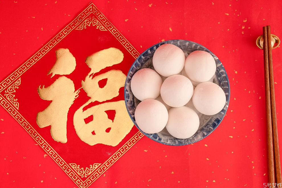 一家能掛幾個(gè)福字 福字掛在什么位置招財(cái) 一家能掛幾個(gè)福字 福字掛在什么位置招財(cái)