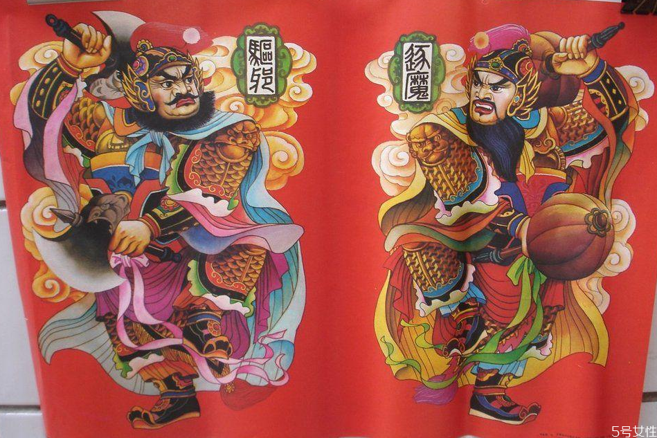門神什么時(shí)候貼好 門神貼在哪里 門神什么時(shí)候貼好 門神貼在哪里