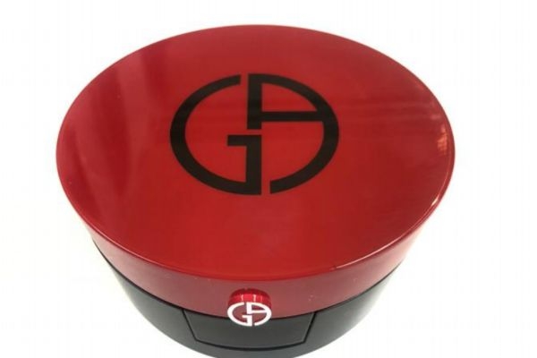 阿瑪尼氣墊粉色和紅色哪個更遮瑕 阿瑪尼氣墊多少g 阿瑪尼氣墊粉色和紅色哪個更遮瑕 阿瑪尼氣墊多少g