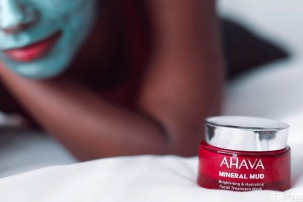 敏感肌用什么面膜補水效果好 敏感肌適合什么面膜 敏感肌用什么面膜補水效果好 敏感肌適合什么面膜