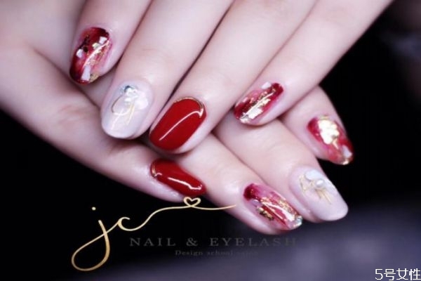 什么東西可以代替卸甲水 卸甲水和洗甲水有啥區(qū)別 什么東西可以代替卸甲水 卸甲水和洗甲水有啥區(qū)別