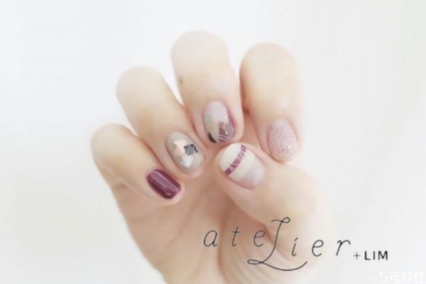 卸甲水能卸掉烤過(guò)的美甲嗎 卸甲水會(huì)讓衣服掉色嗎 卸甲水能卸掉烤過(guò)的美甲嗎 卸甲水會(huì)讓衣服掉色嗎