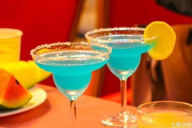 瑪格麗特為什么要加鹽 瑪格麗特調(diào)制技巧 瑪格麗特為什么要加鹽 瑪格麗特調(diào)制技巧