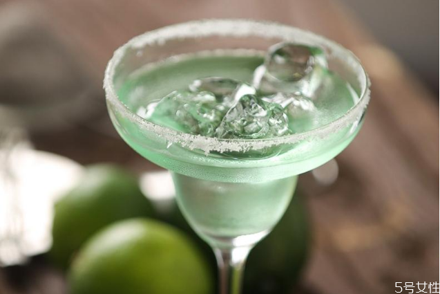 瑪格麗特雞尾酒什么時候可以喝 瑪格麗特雞尾酒有哪些口味 瑪格麗特雞尾酒什么時候可以喝 瑪格麗特雞尾酒有哪些口味