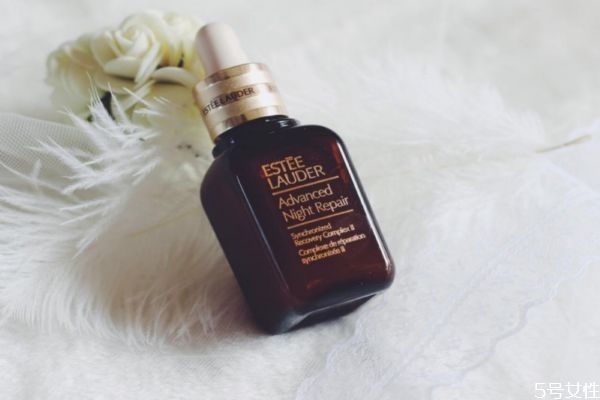 雅詩(shī)蘭黛小棕瓶什么味道 小棕瓶晚上還是白天用 雅詩(shī)蘭黛小棕瓶什么味道 小棕瓶晚上還是白天用