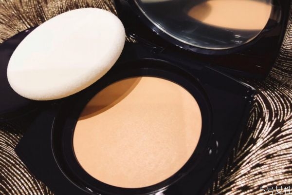 希蕓慕斯粉餅怎么使用 希蕓慕斯粉餅是干粉嗎 希蕓慕斯粉餅怎么使用 希蕓慕斯粉餅是干粉嗎