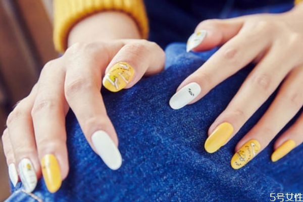 甲油膠沒有封層怎么辦 甲油膠不上封層會怎樣 甲油膠沒有封層怎么辦 甲油膠不上封層會怎樣