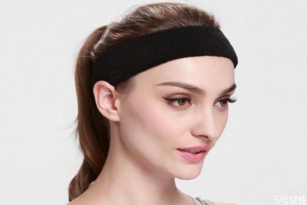 運動發(fā)帶怎么綁 運動頭帶和導汗帶區(qū)別 運動發(fā)帶怎么綁 運動頭帶和導汗帶區(qū)別