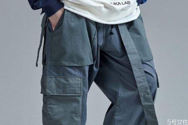 工裝褲洗了會(huì)不會(huì)縮水 梨形身材可以穿工裝褲嗎 工裝褲洗了會(huì)不會(huì)縮水 梨形身材可以穿工裝褲嗎