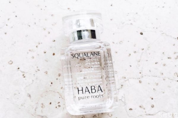 美容油可以當(dāng)潤(rùn)滑劑用嗎 精油能當(dāng)潤(rùn)滑油用嗎 美容油可以當(dāng)潤(rùn)滑劑用嗎 精油能當(dāng)潤(rùn)滑油用嗎