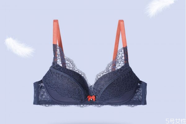 ?內(nèi)衣變形了還能繼續(xù)穿嗎 ?內(nèi)衣為什么會(huì)變形 ?內(nèi)衣變形了還能繼續(xù)穿嗎 ?內(nèi)衣為什么會(huì)變形